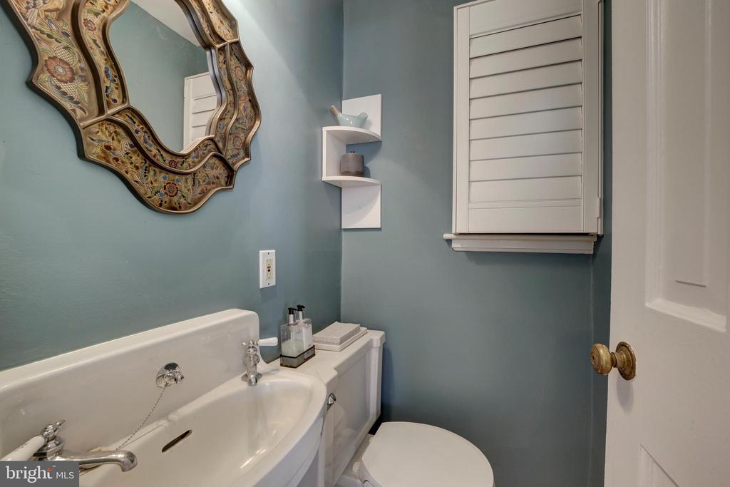 808 ENDERBY DRIVE