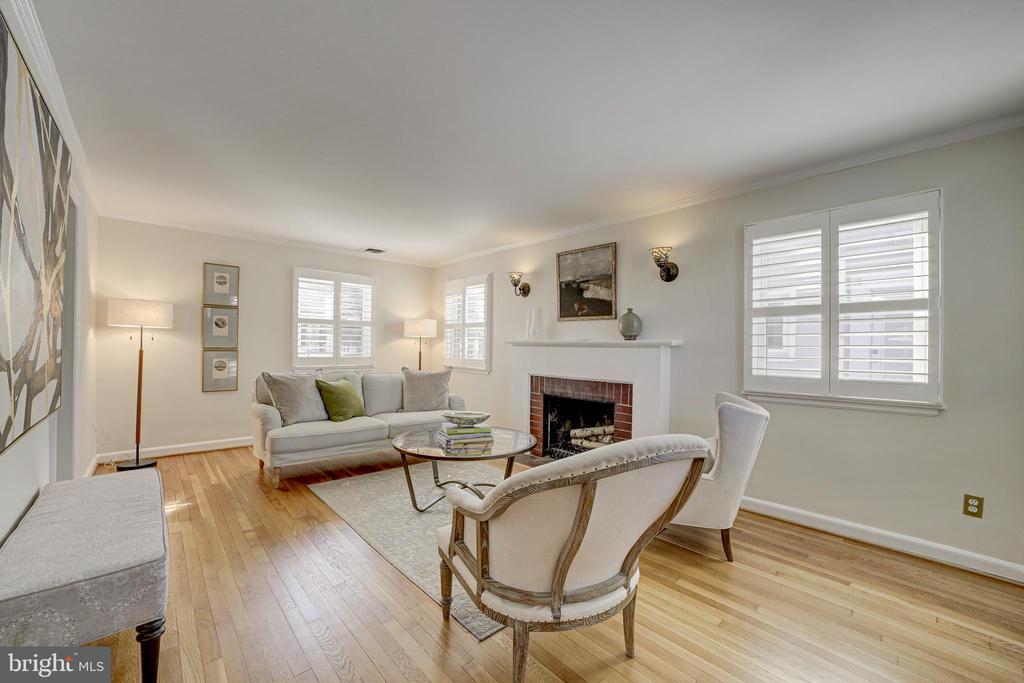 808 ENDERBY DRIVE