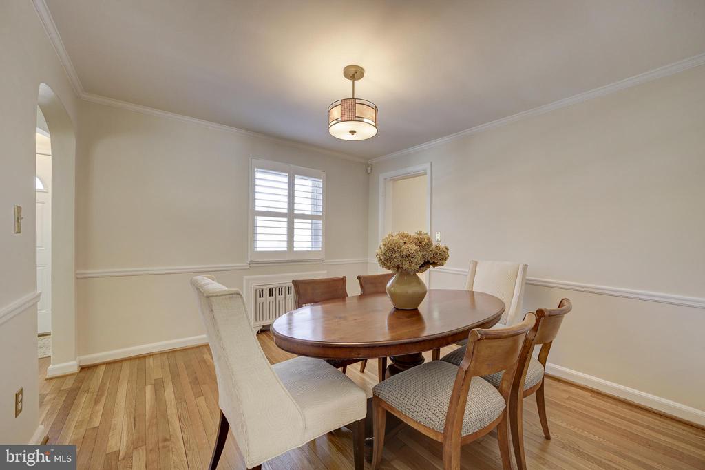 808 ENDERBY DRIVE