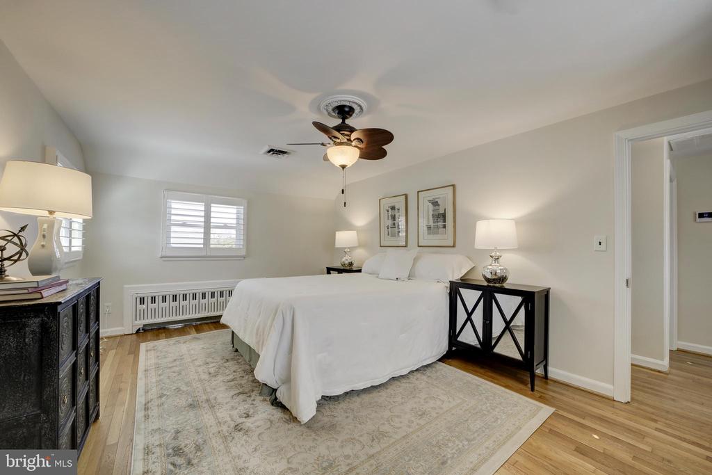 808 ENDERBY DRIVE