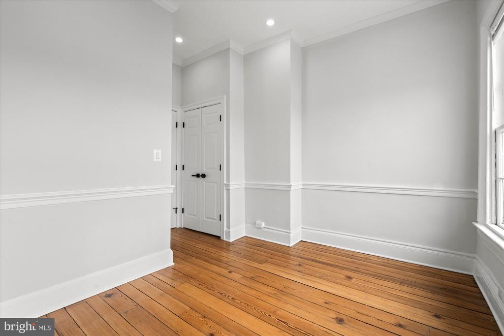 524 QUEEN STREET