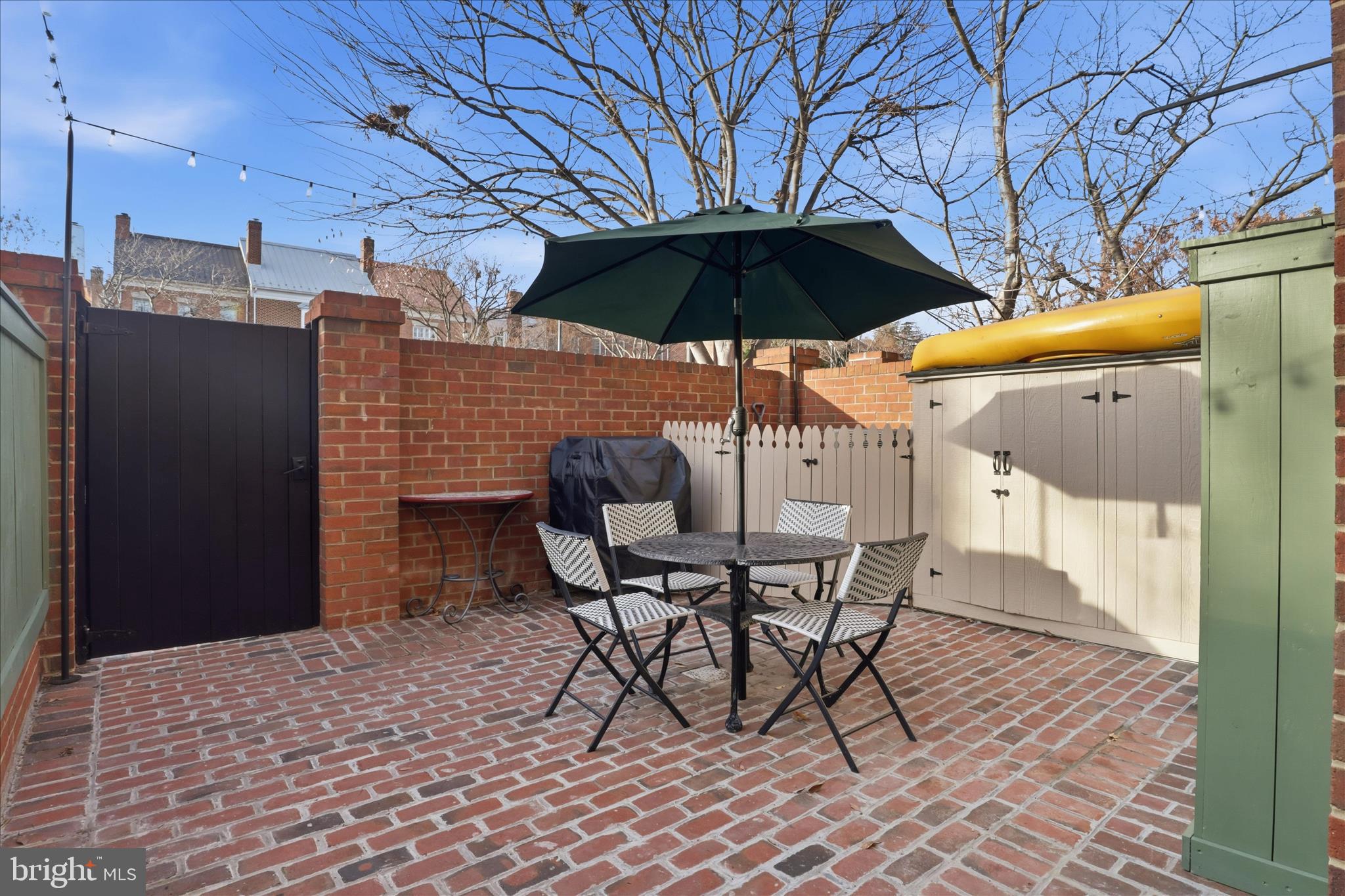 408 N PITT STREET