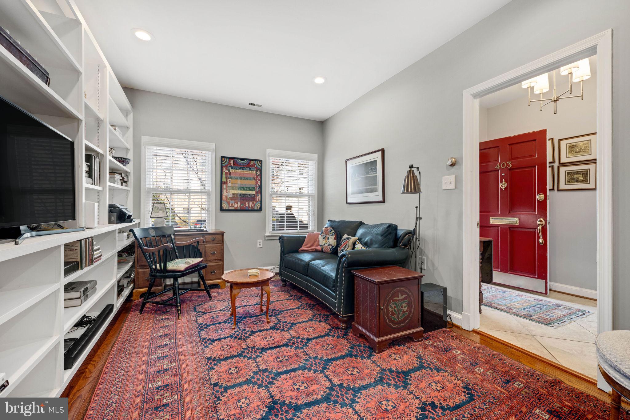 403 N FAIRFAX STREET