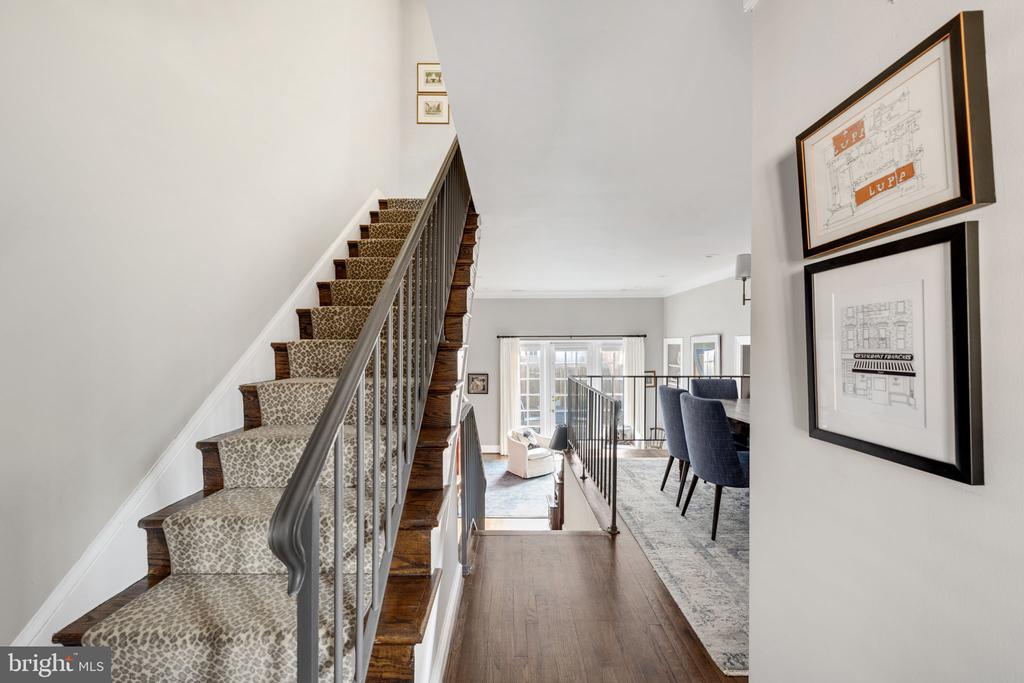 403 N FAIRFAX STREET