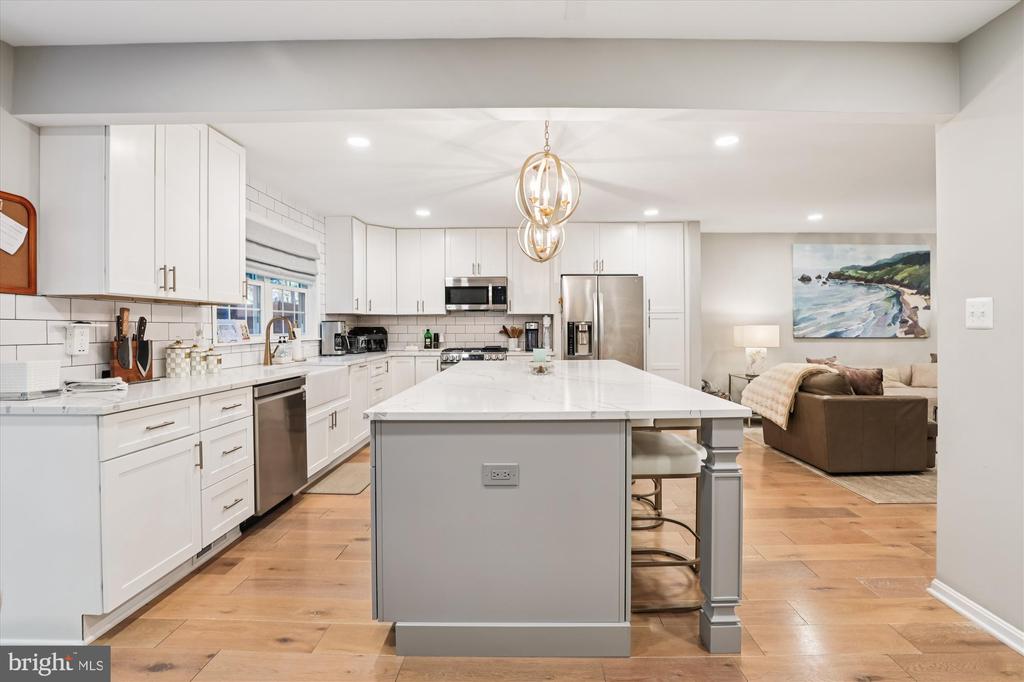 2107 MARLBORO DRIVE