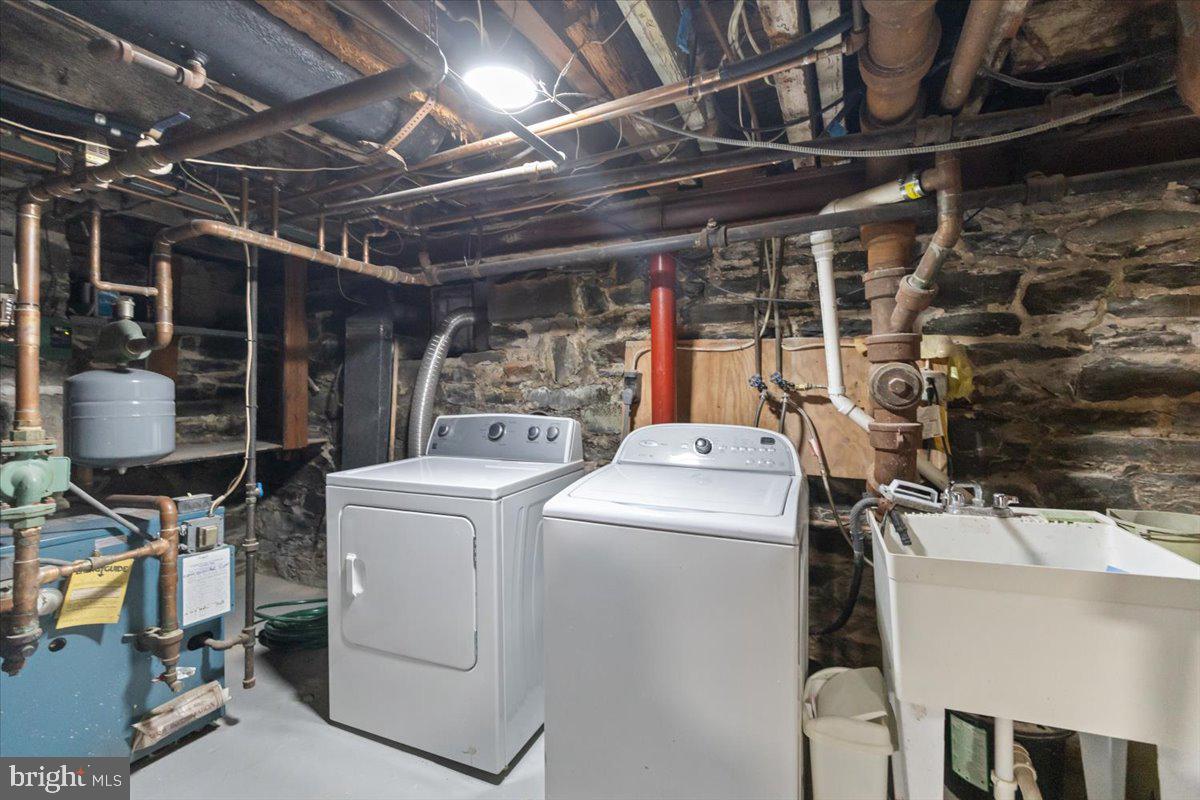 113 N FAIRFAX STREET