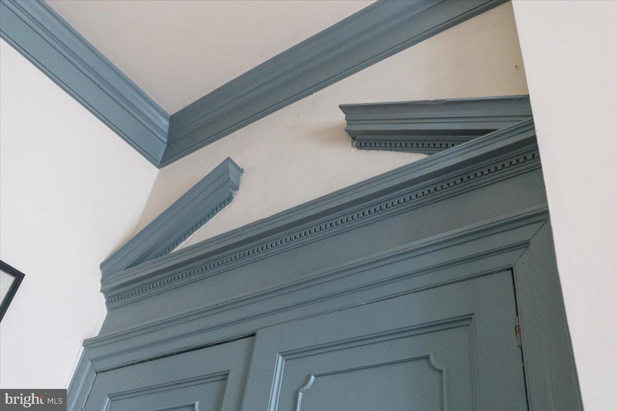 113 N FAIRFAX STREET