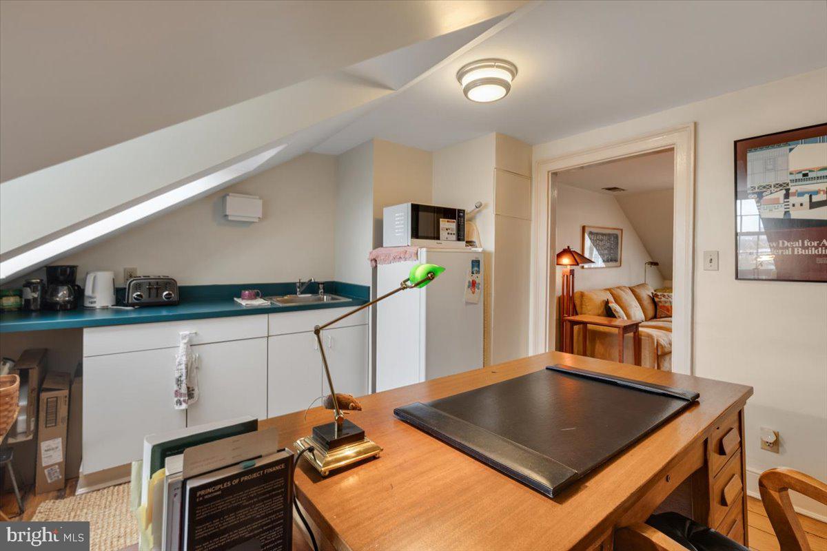 113 N FAIRFAX STREET