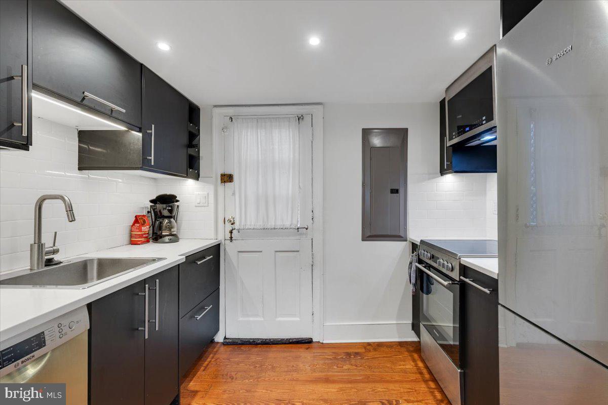 113 N FAIRFAX STREET