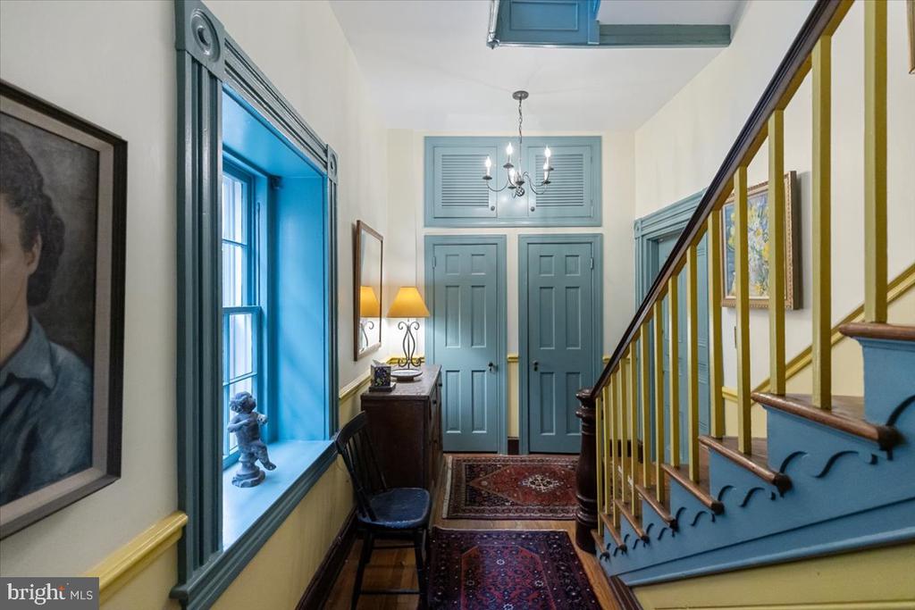 113 N FAIRFAX STREET