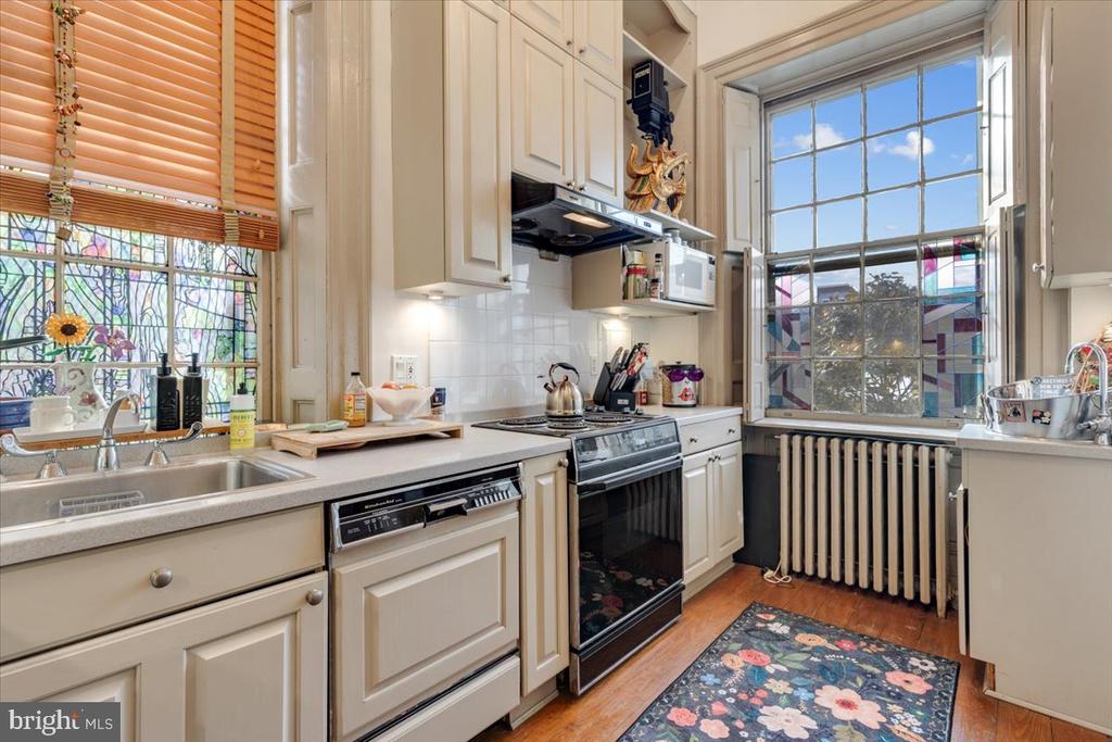 113 N FAIRFAX STREET