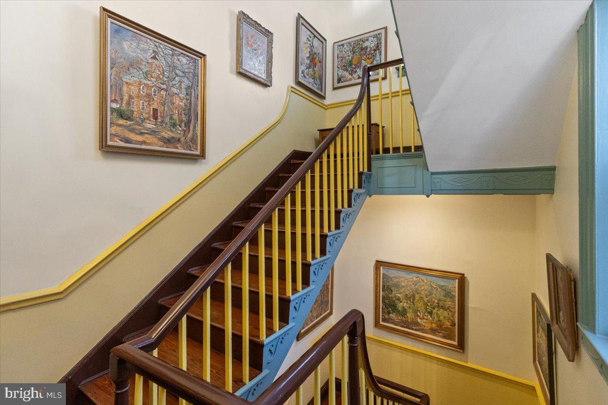 113 N FAIRFAX STREET