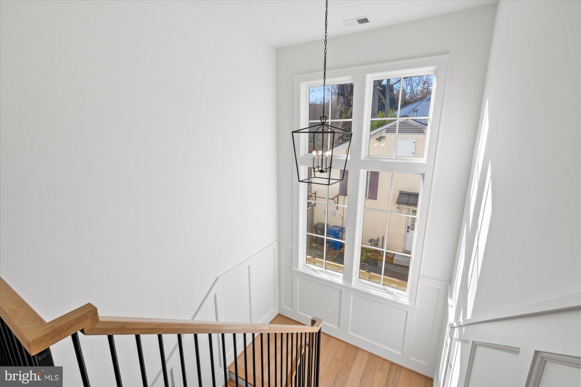 14 W BELLEFONTE AVENUE