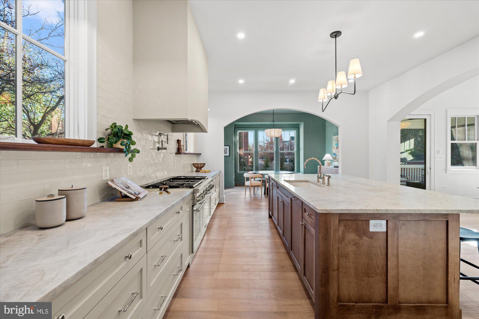 14 W BELLEFONTE AVENUE