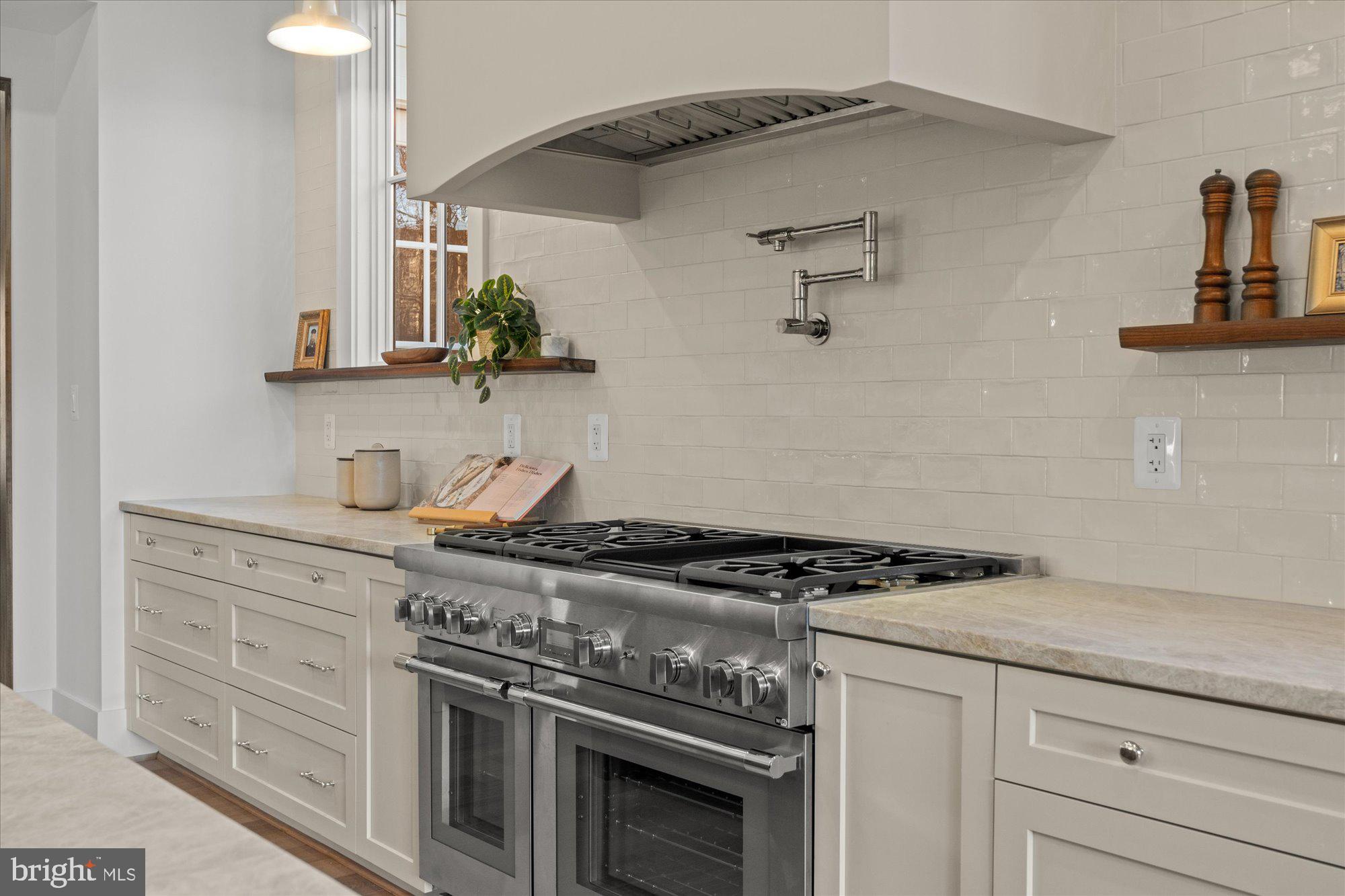 14 W BELLEFONTE AVENUE