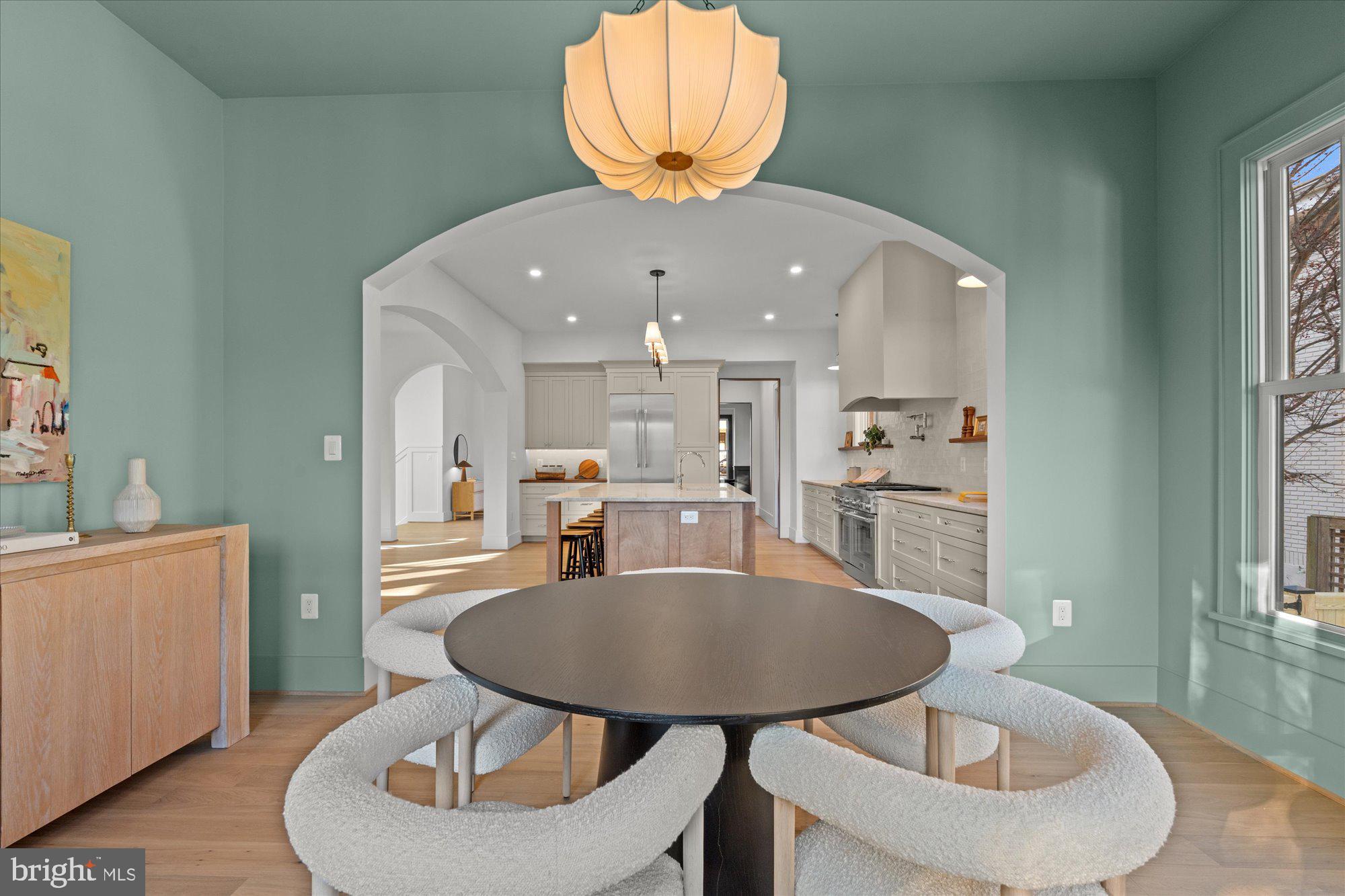 14 W BELLEFONTE AVENUE