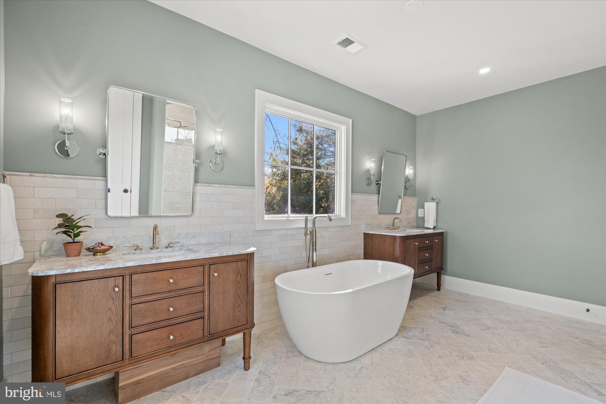 14 W BELLEFONTE AVENUE