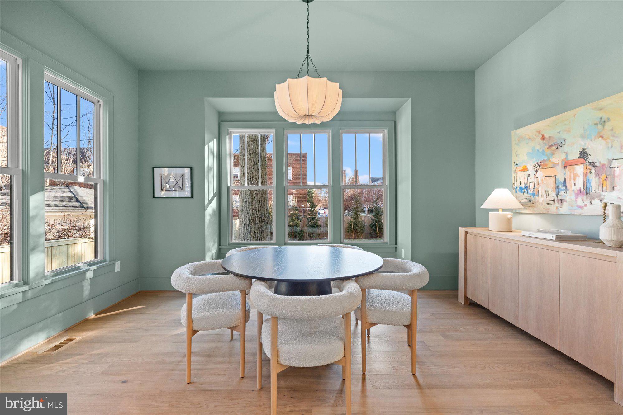 14 W BELLEFONTE AVENUE