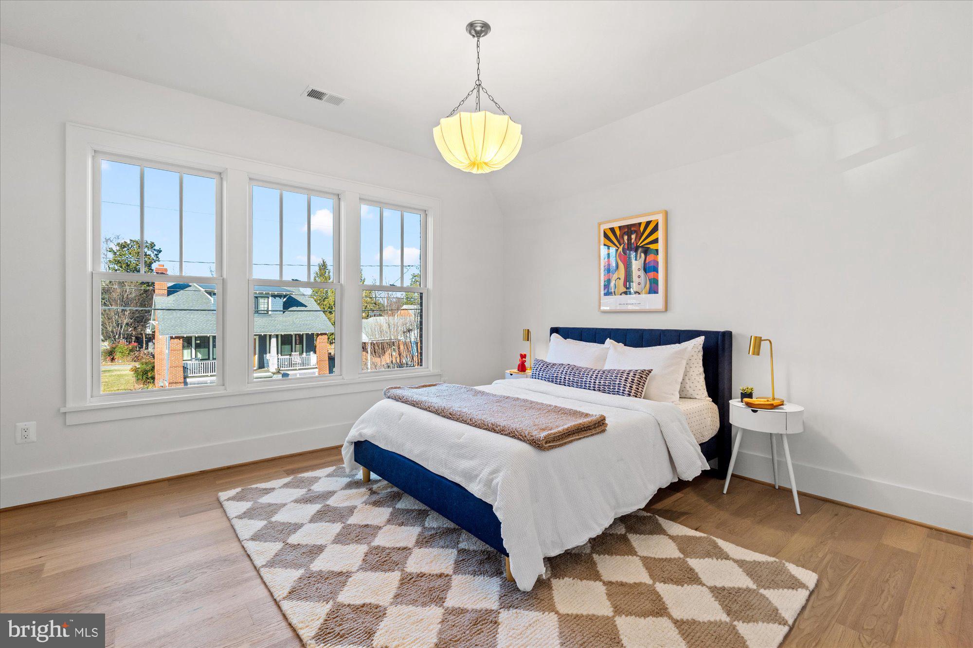 14 W BELLEFONTE AVENUE