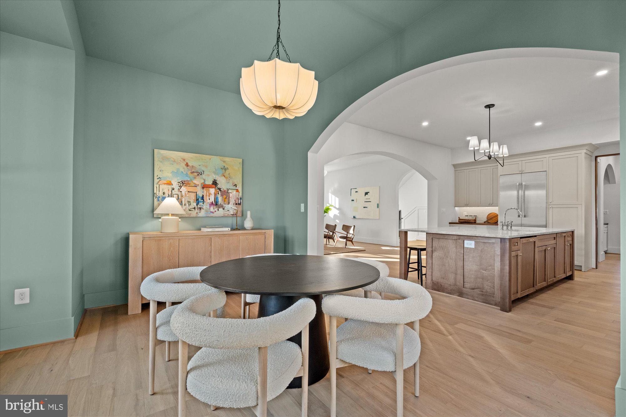 14 W BELLEFONTE AVENUE