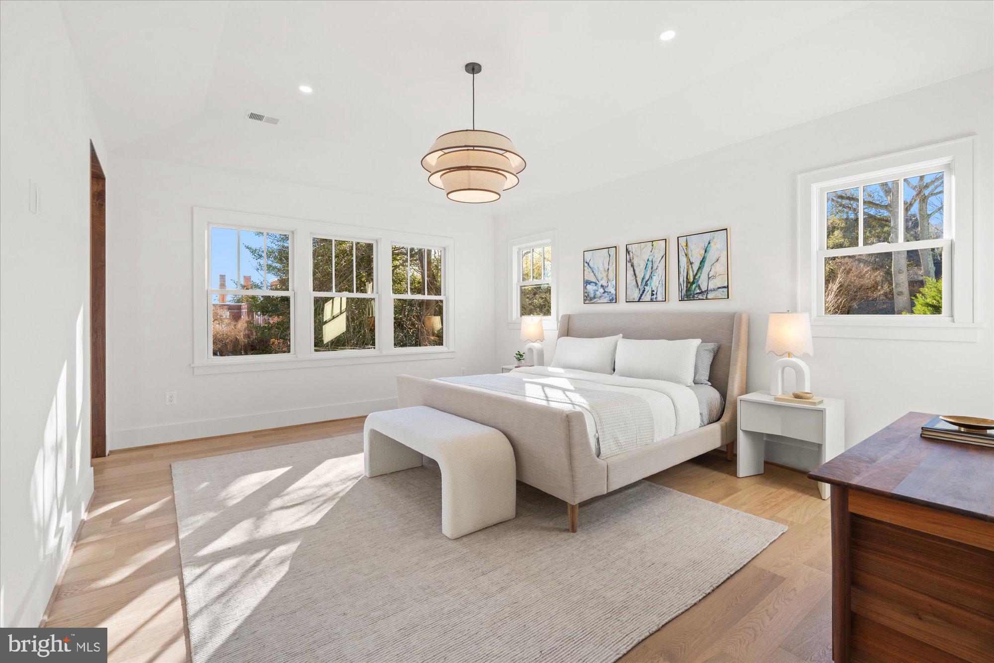 14 W BELLEFONTE AVENUE