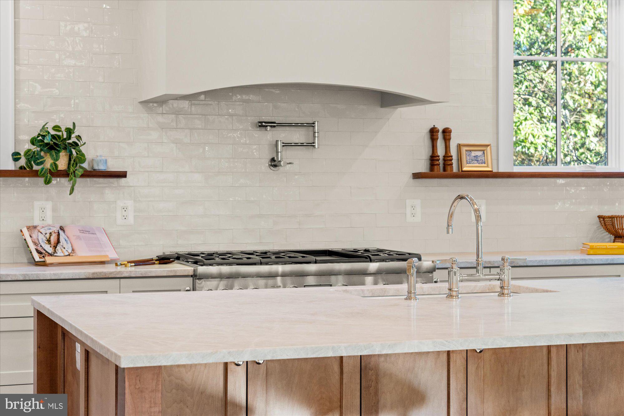 14 W BELLEFONTE AVENUE