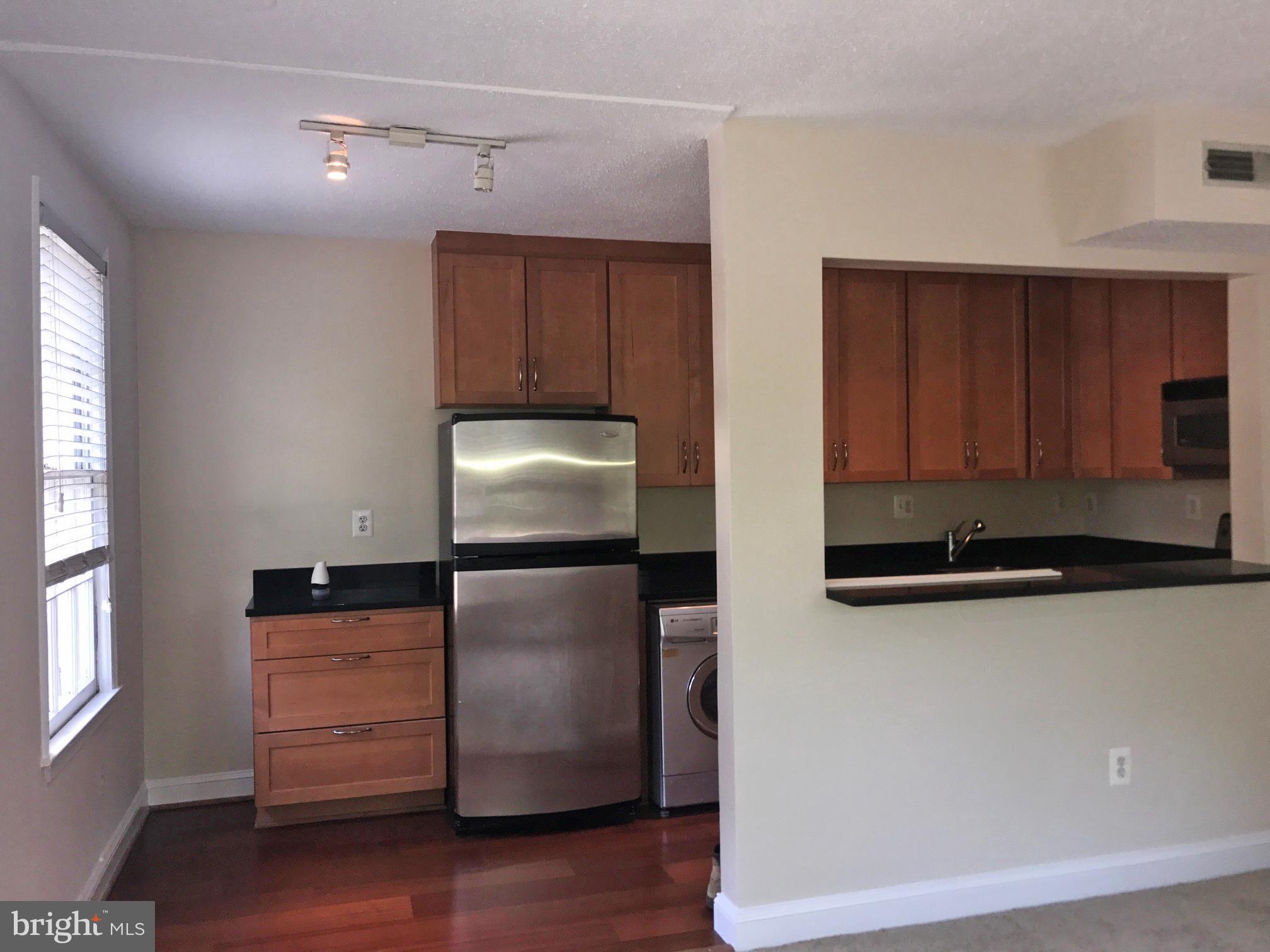 612 BASHFORD LANE 1212