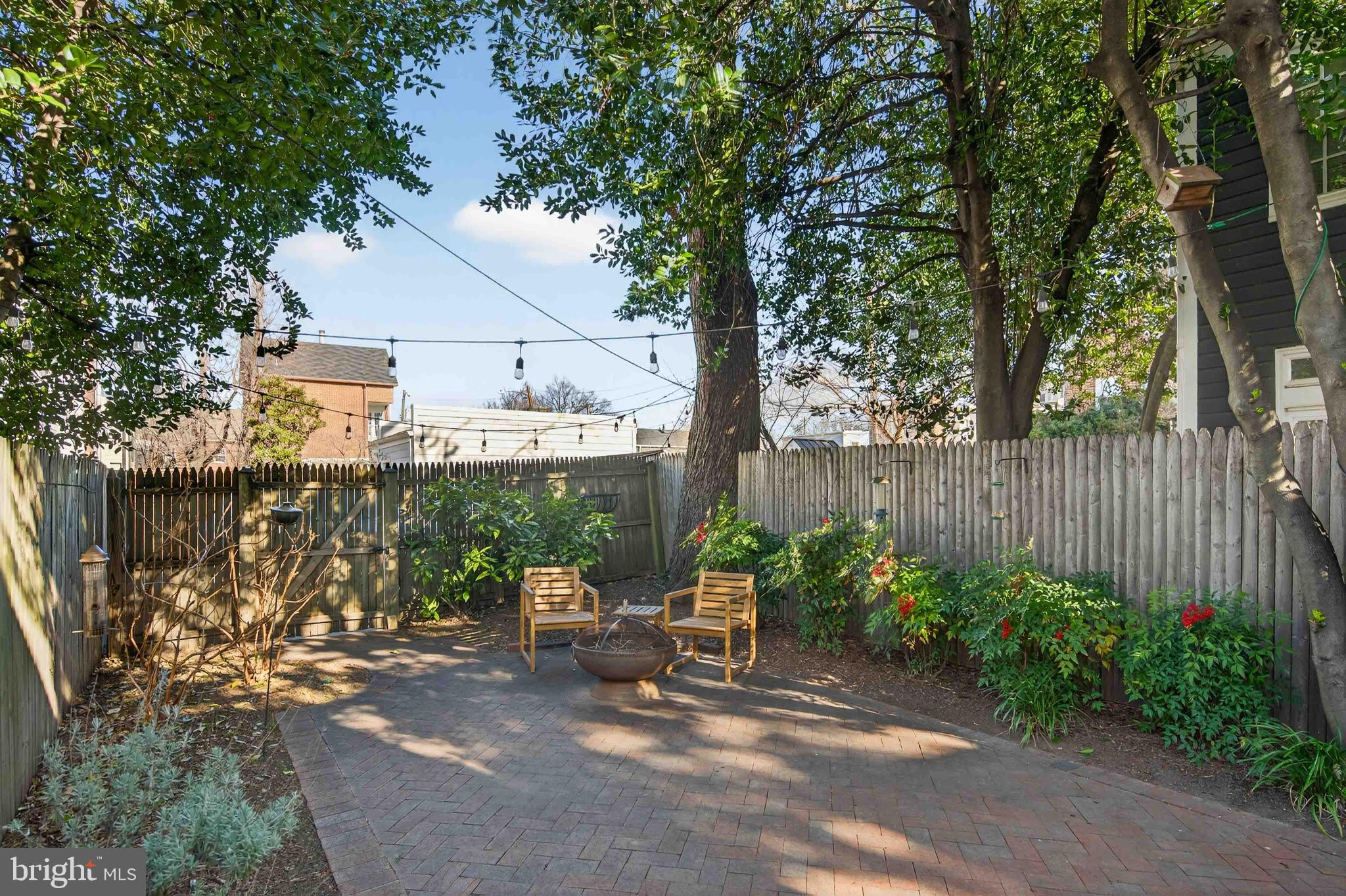 921 ORONOCO STREET
