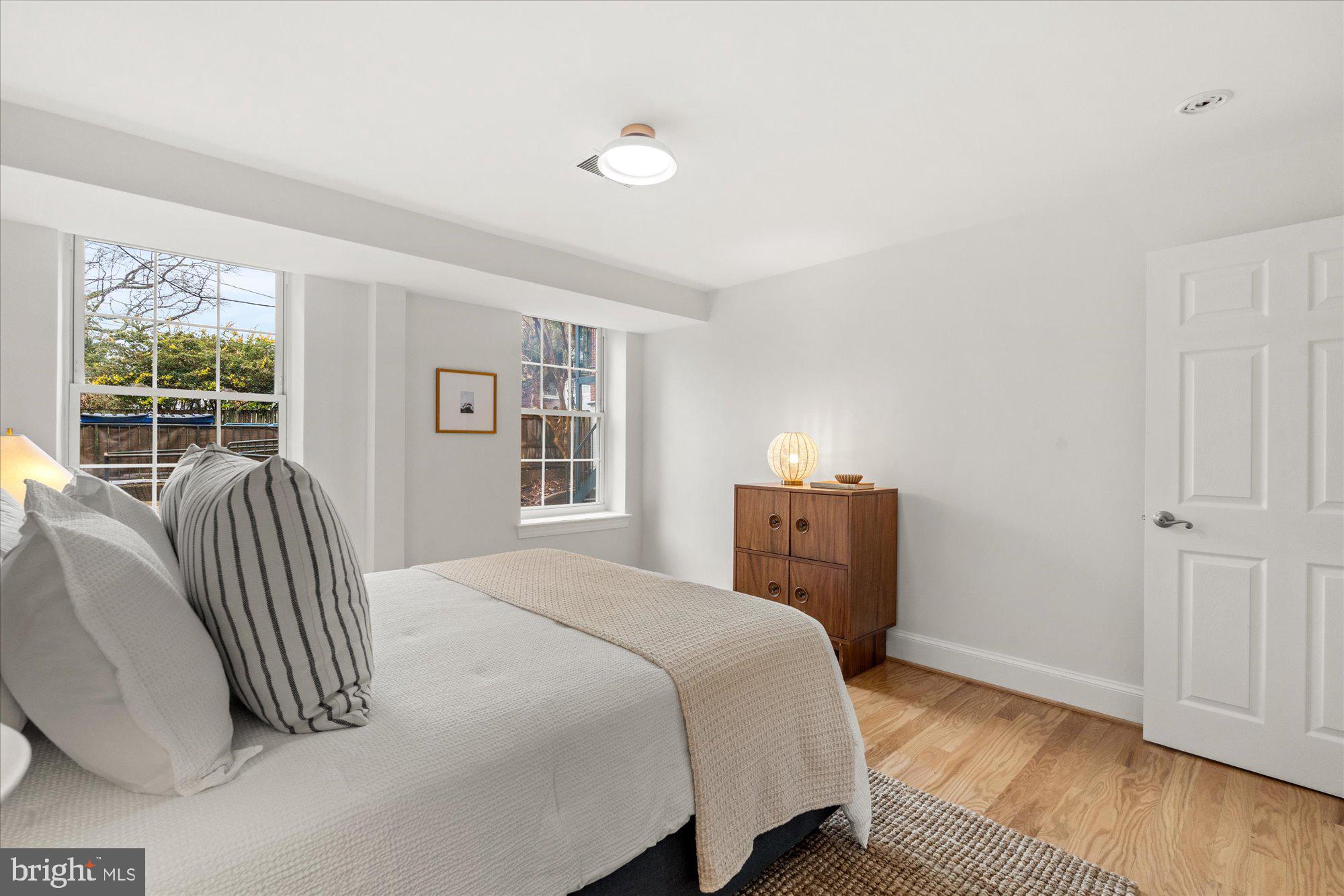 402 COMMONWEALTH AVENUE 106