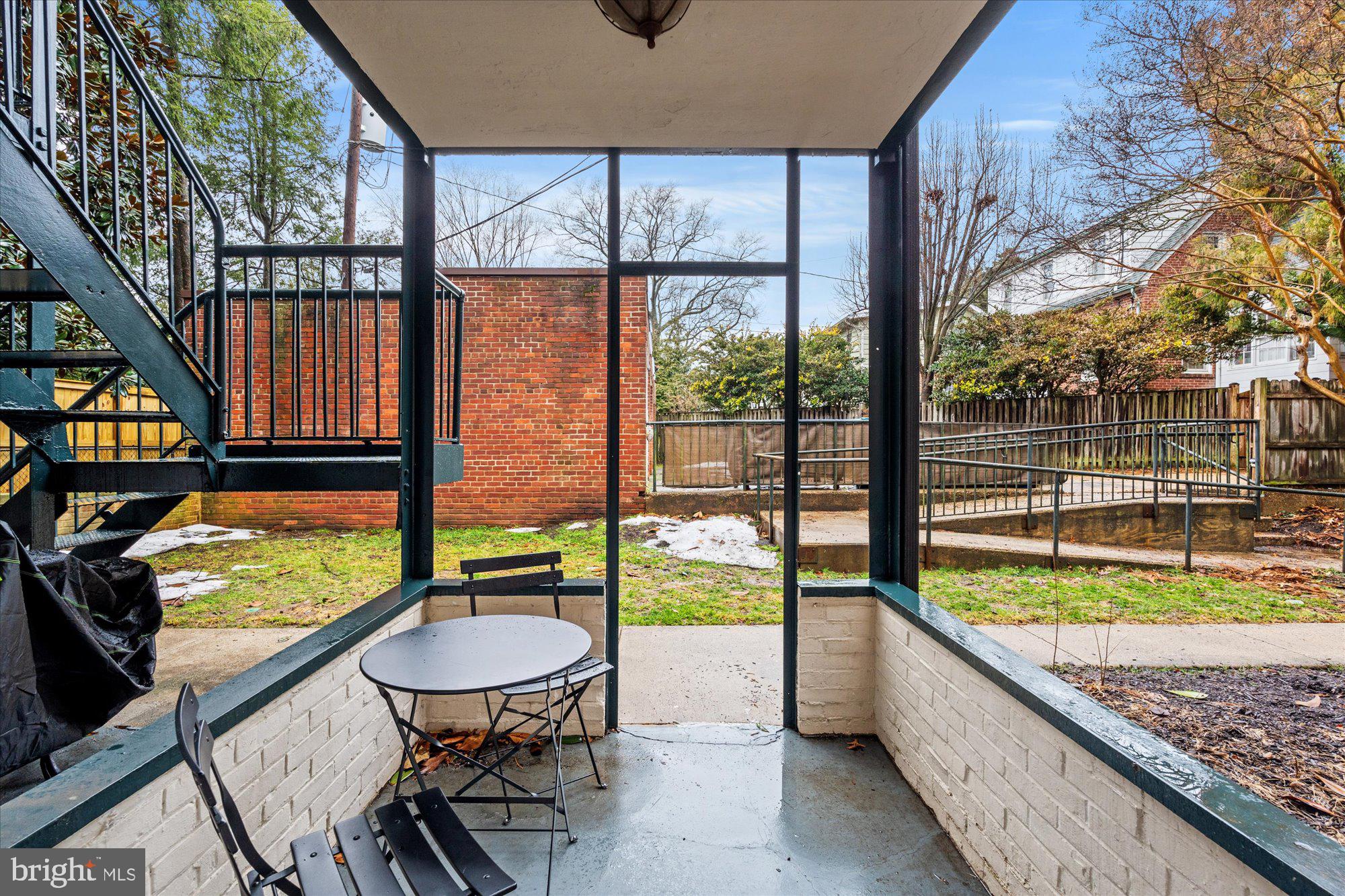 402 COMMONWEALTH AVENUE 106