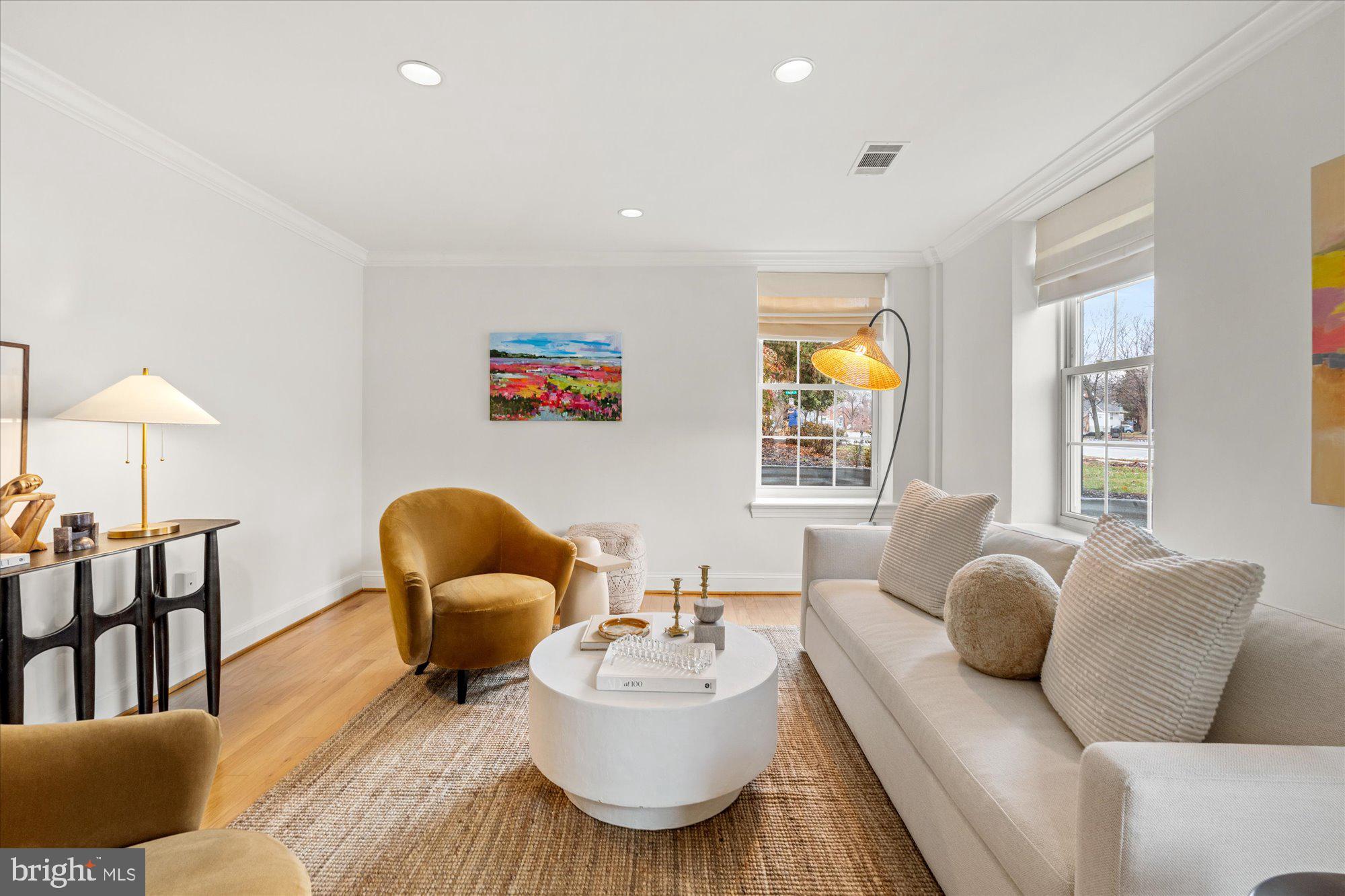 402 COMMONWEALTH AVENUE 106