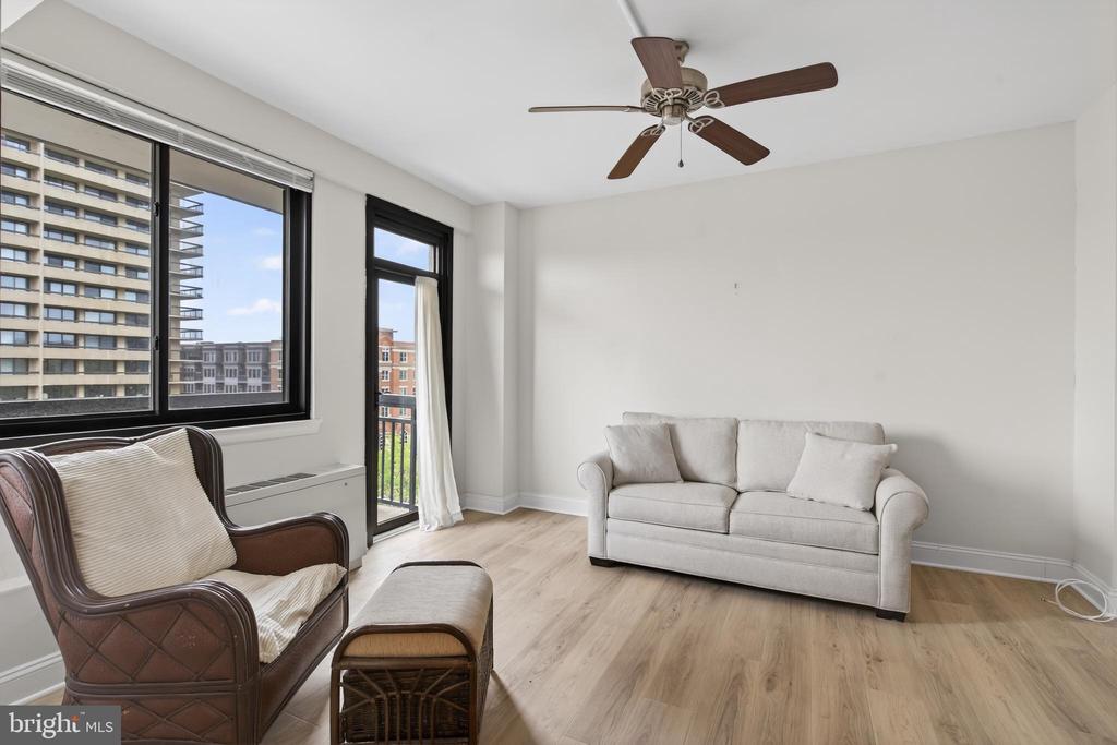 801 N PITT STREET N 618