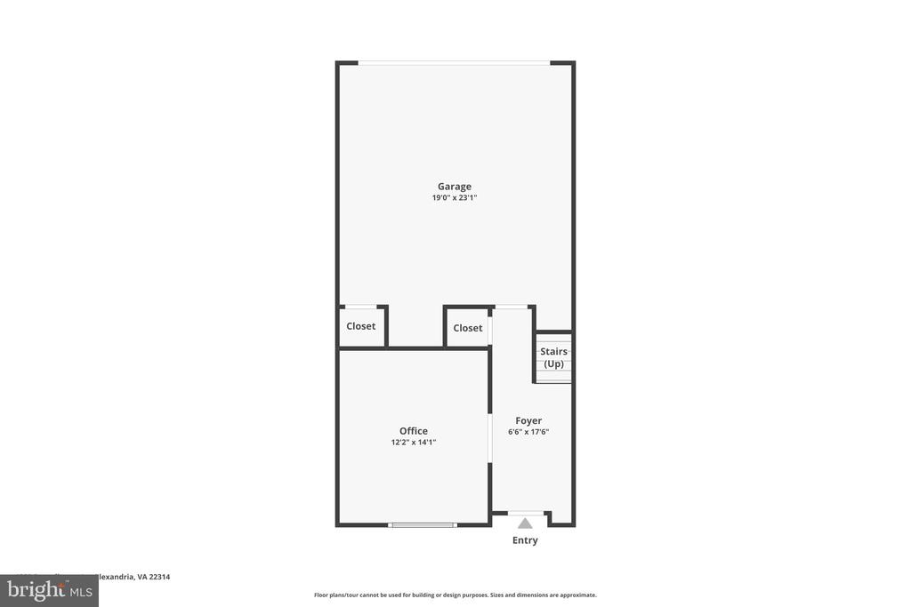 1220 ROUNDHOUSE LANE
