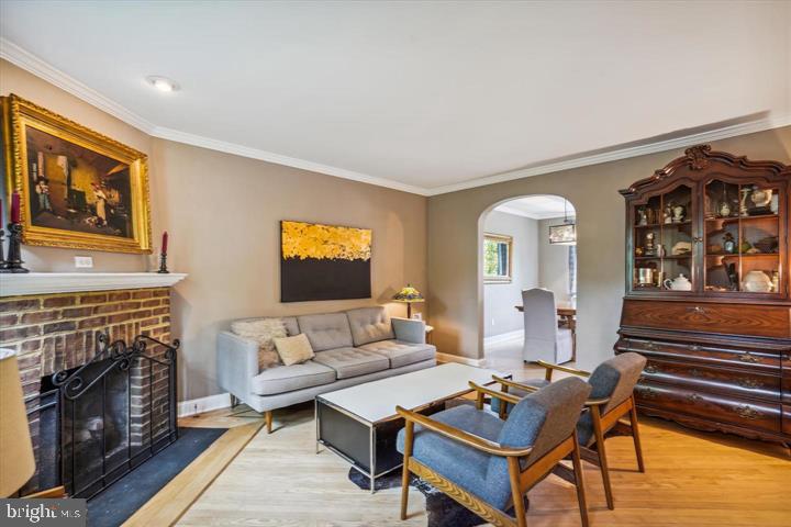 705 AVON PLACE