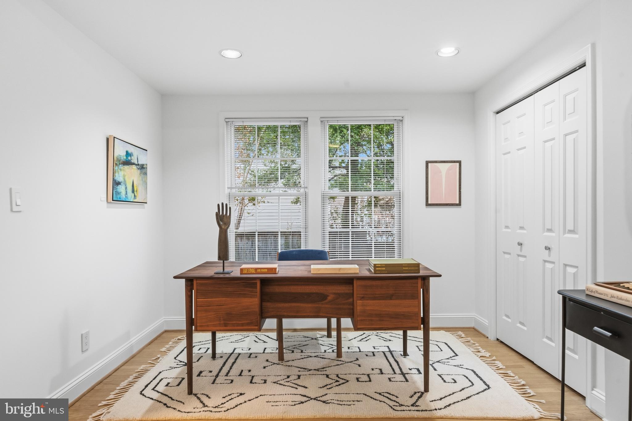 320 LAVERNE AVENUE
