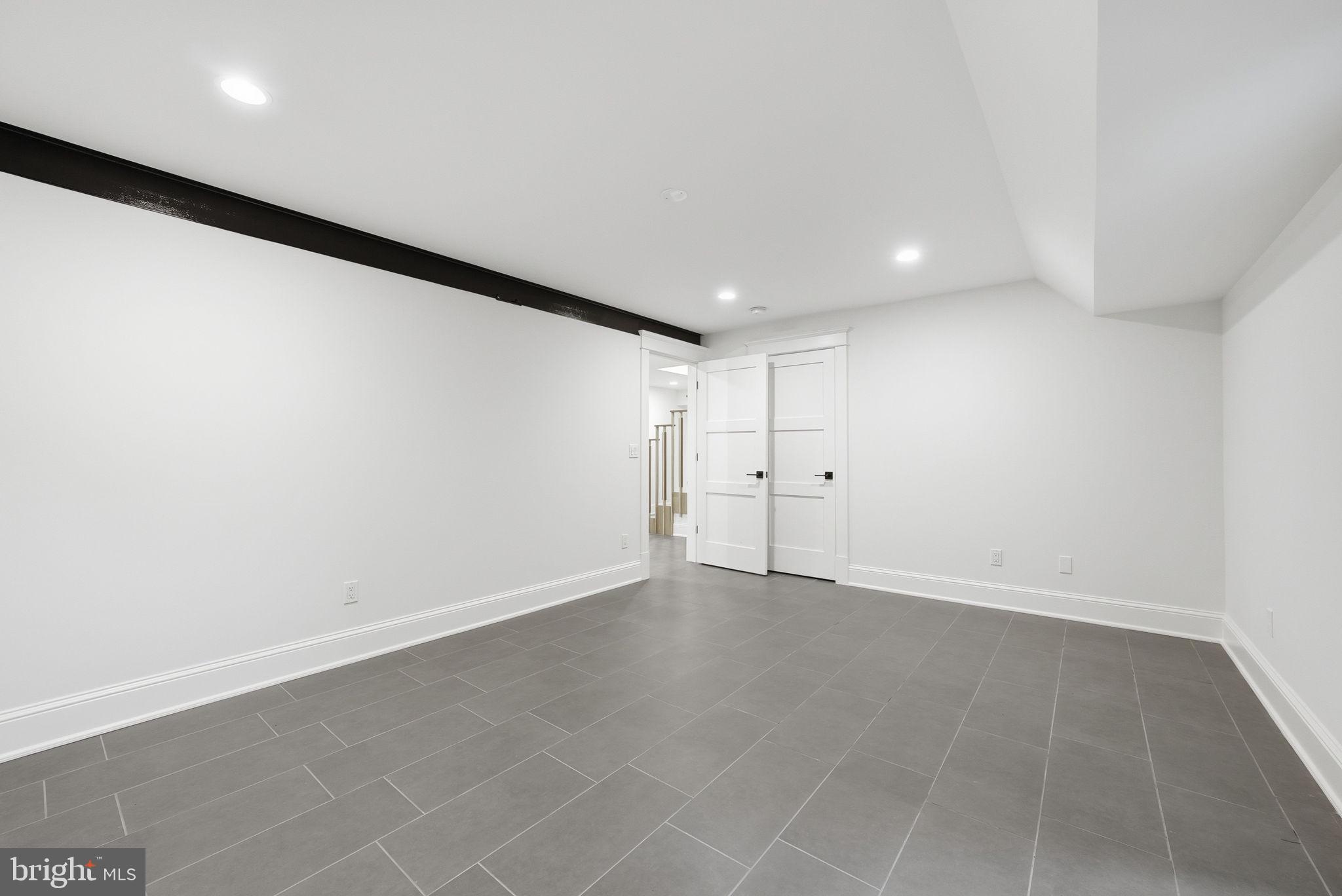 605 HILLTOP TERRACE