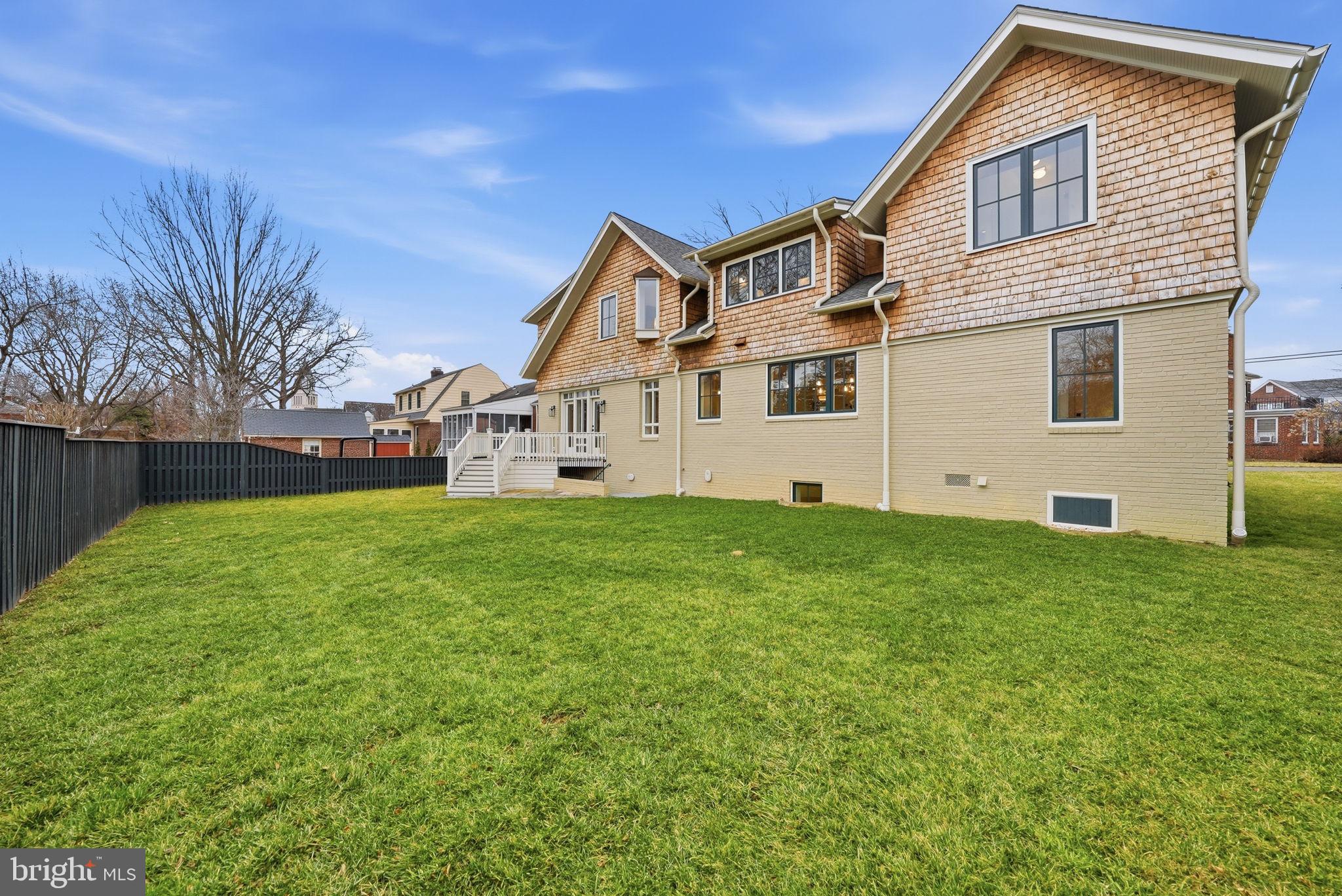 605 HILLTOP TERRACE