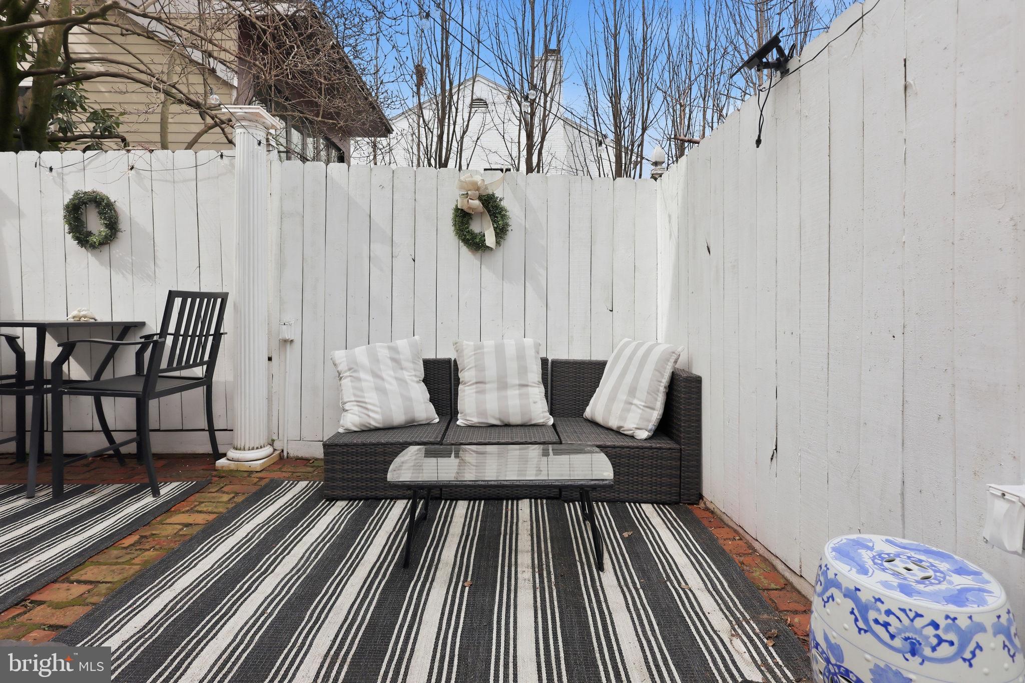 216 N PITT STREET
