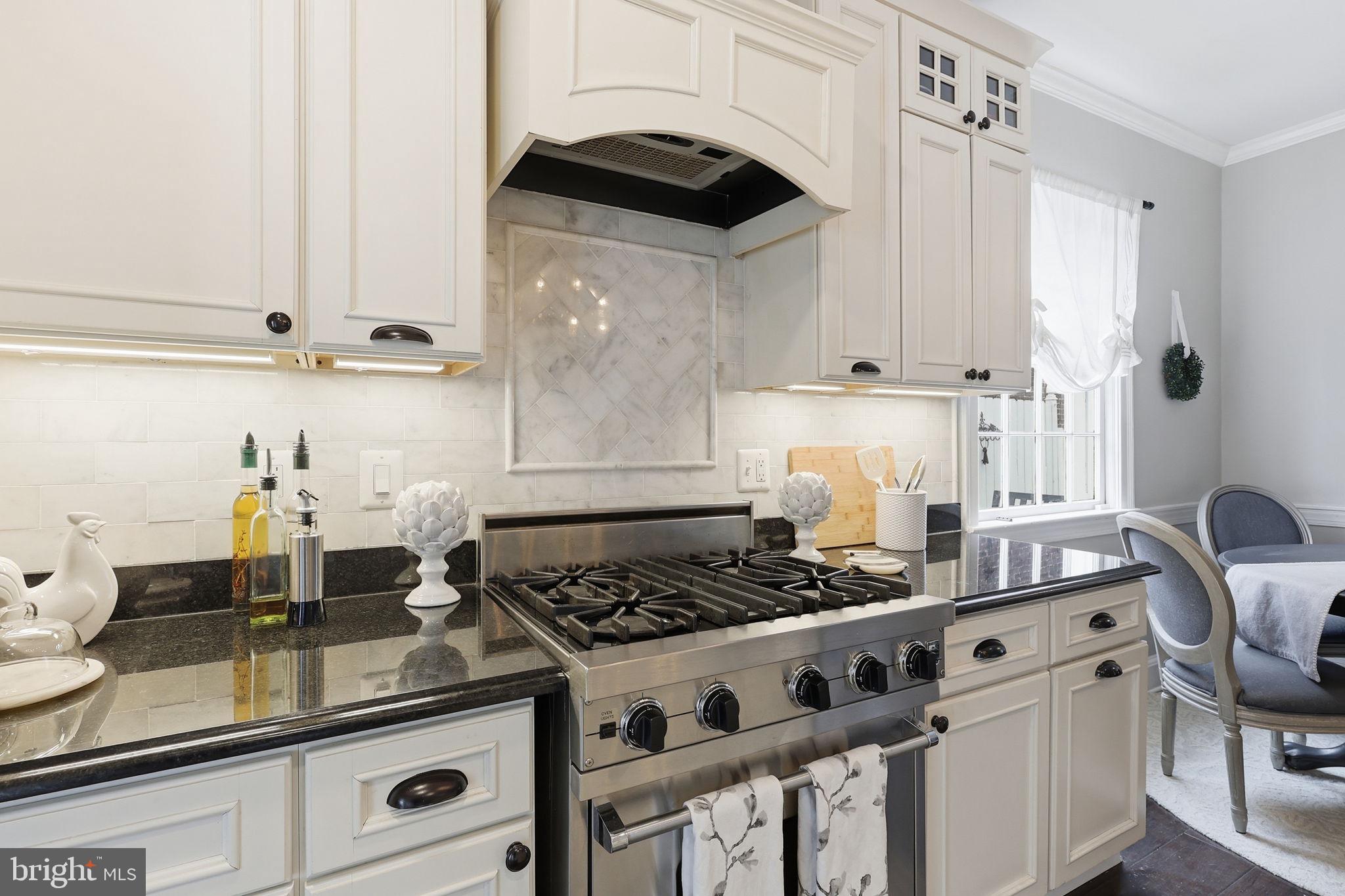 216 N PITT STREET