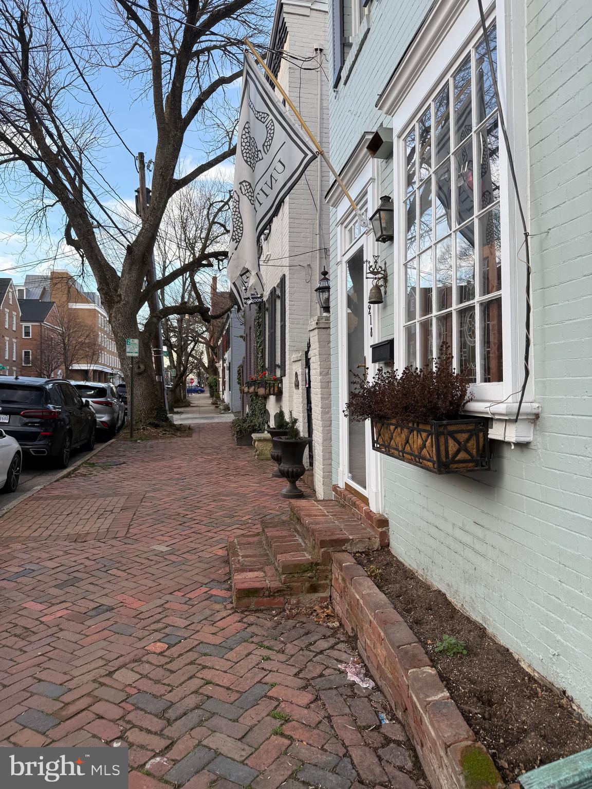 216 N PITT STREET