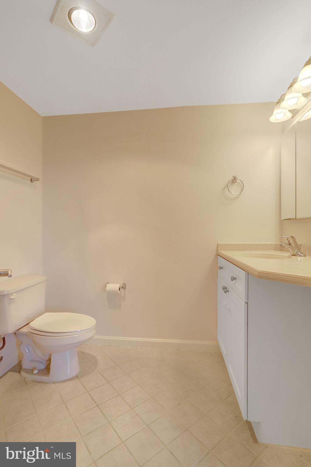 3101 N HAMPTON DRIVE 711