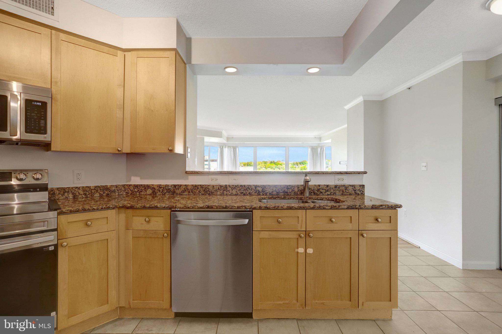 3101 N HAMPTON DRIVE 711