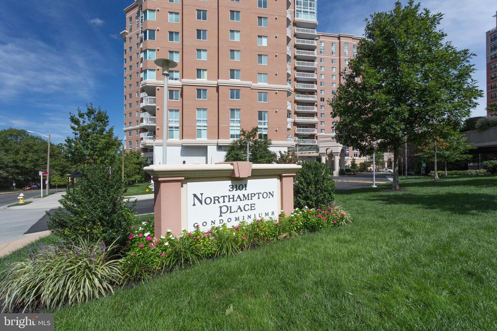 3101 N HAMPTON DRIVE 711