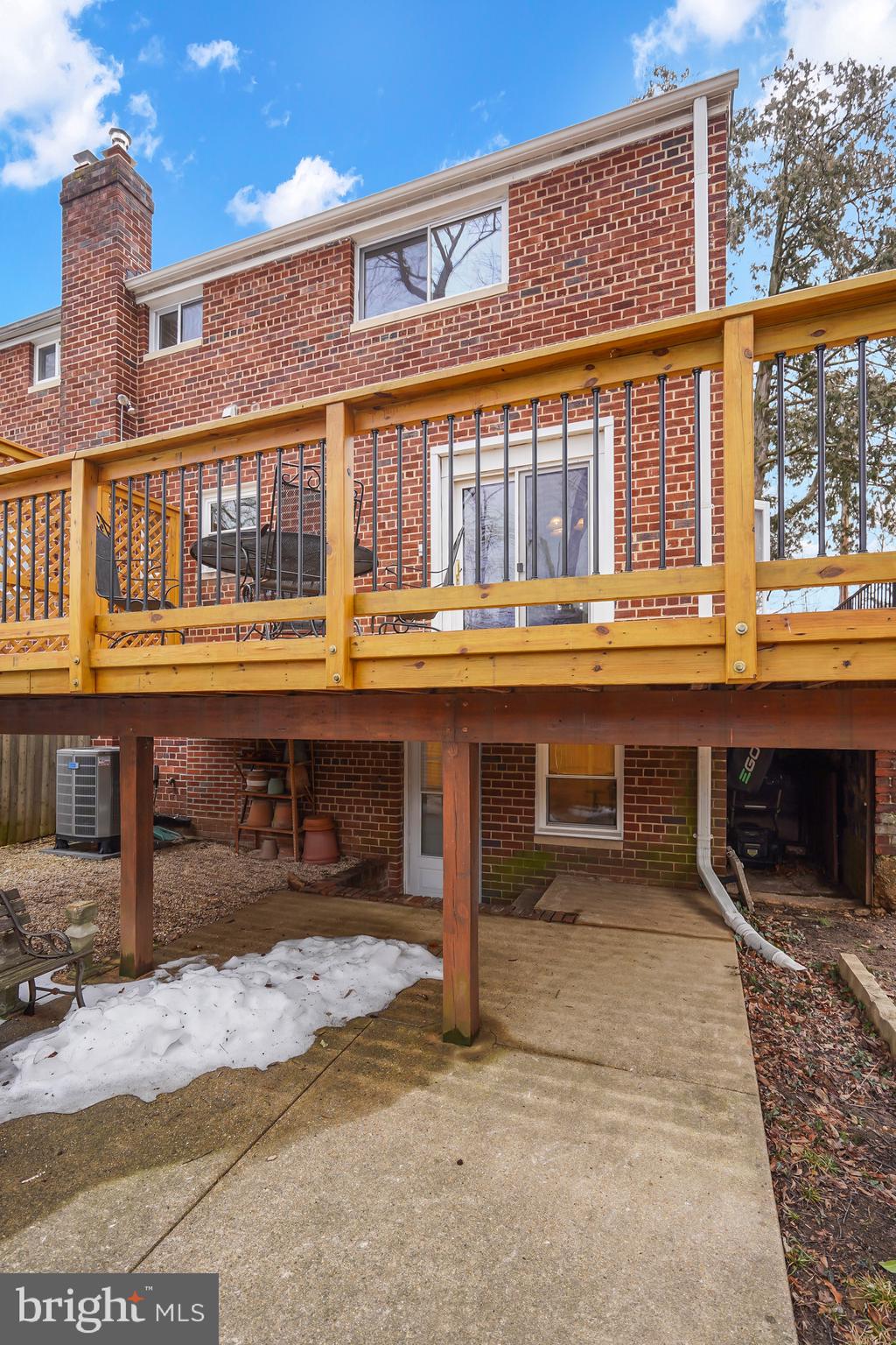 110 E TAYLOR RUN PARKWAY