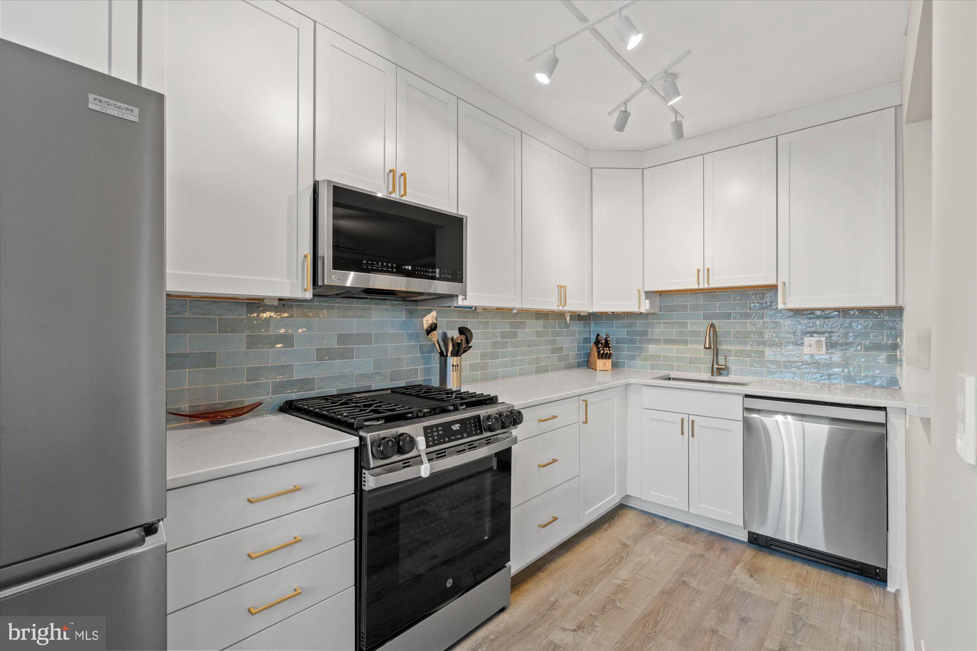 715 S WASHINGTON STREET A-36