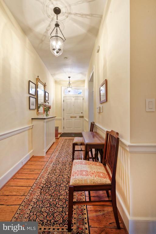 113-115 SOUTH LEE STREET