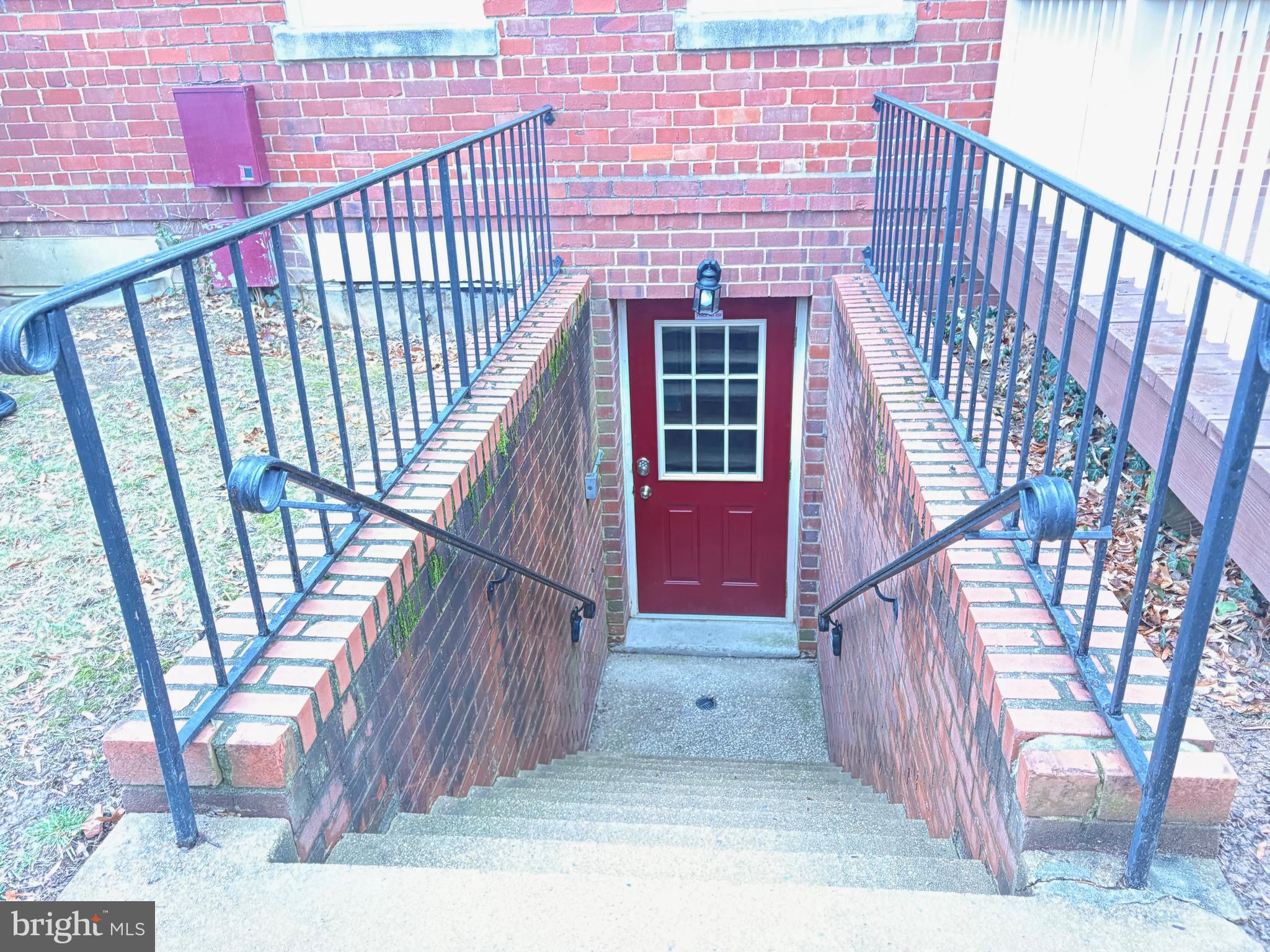 601 BASHFORD LANE 4