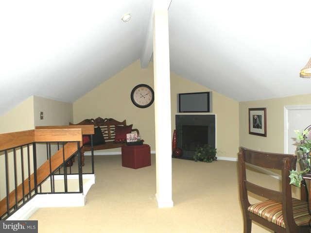 601 BASHFORD LANE 4