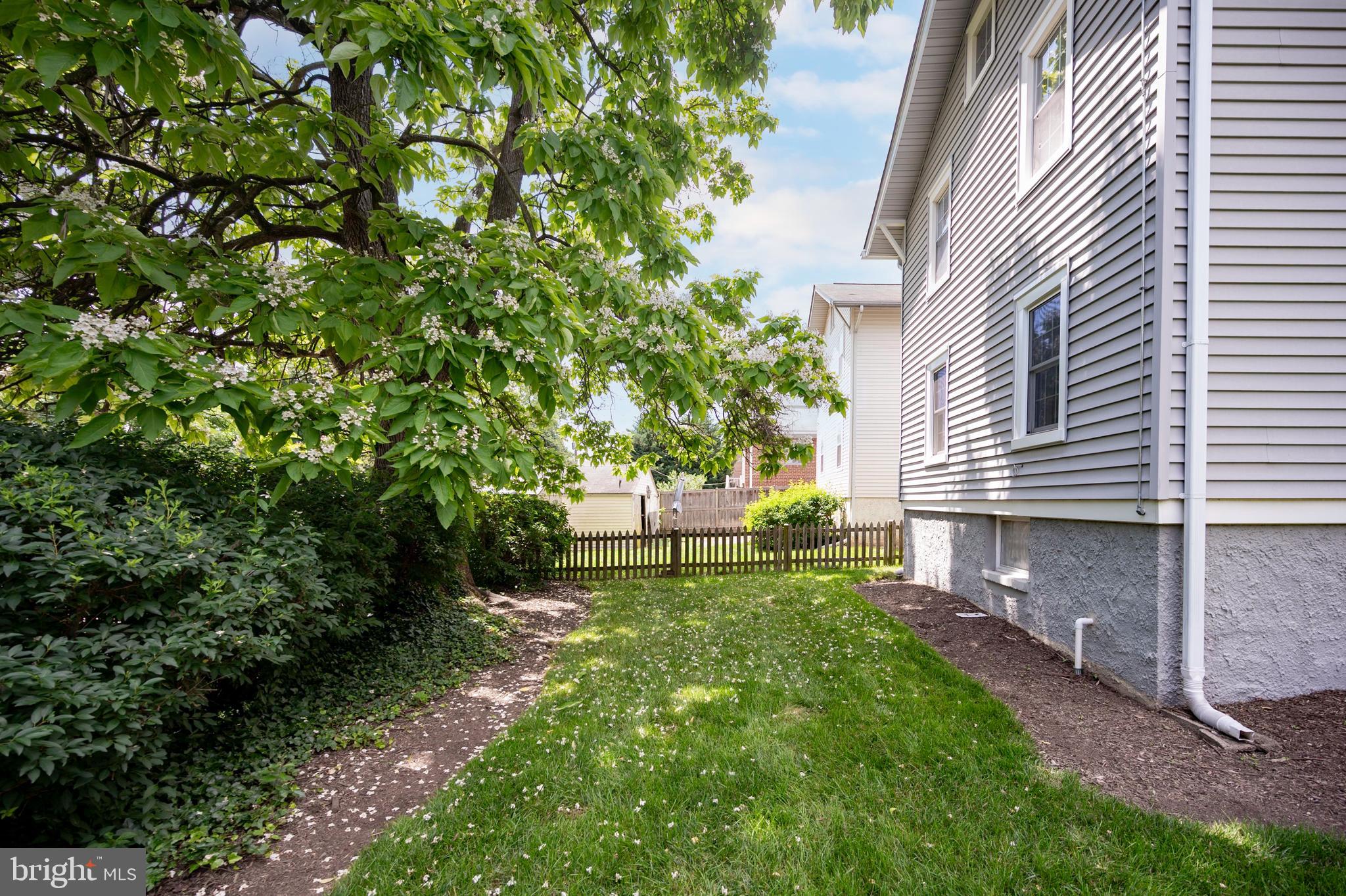 217 DUNCAN AVENUE A