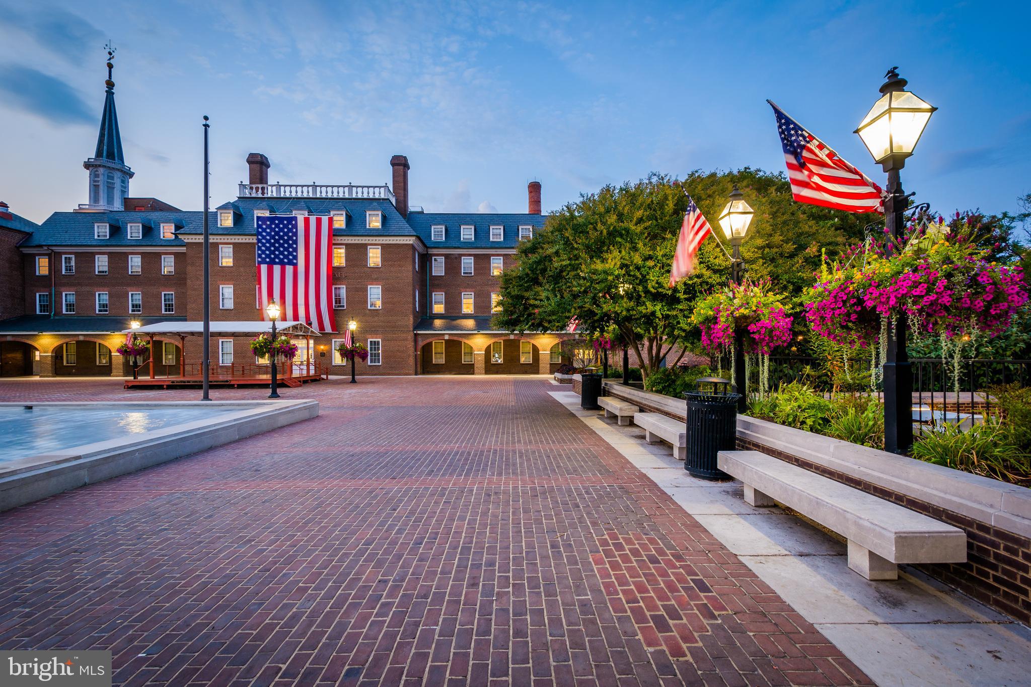 715 S WASHINGTON STREET S C-32